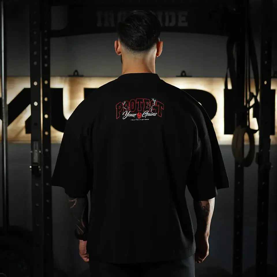 Remera Oversize ICON Premium PROTECT YOUR GAINS - Negro 2