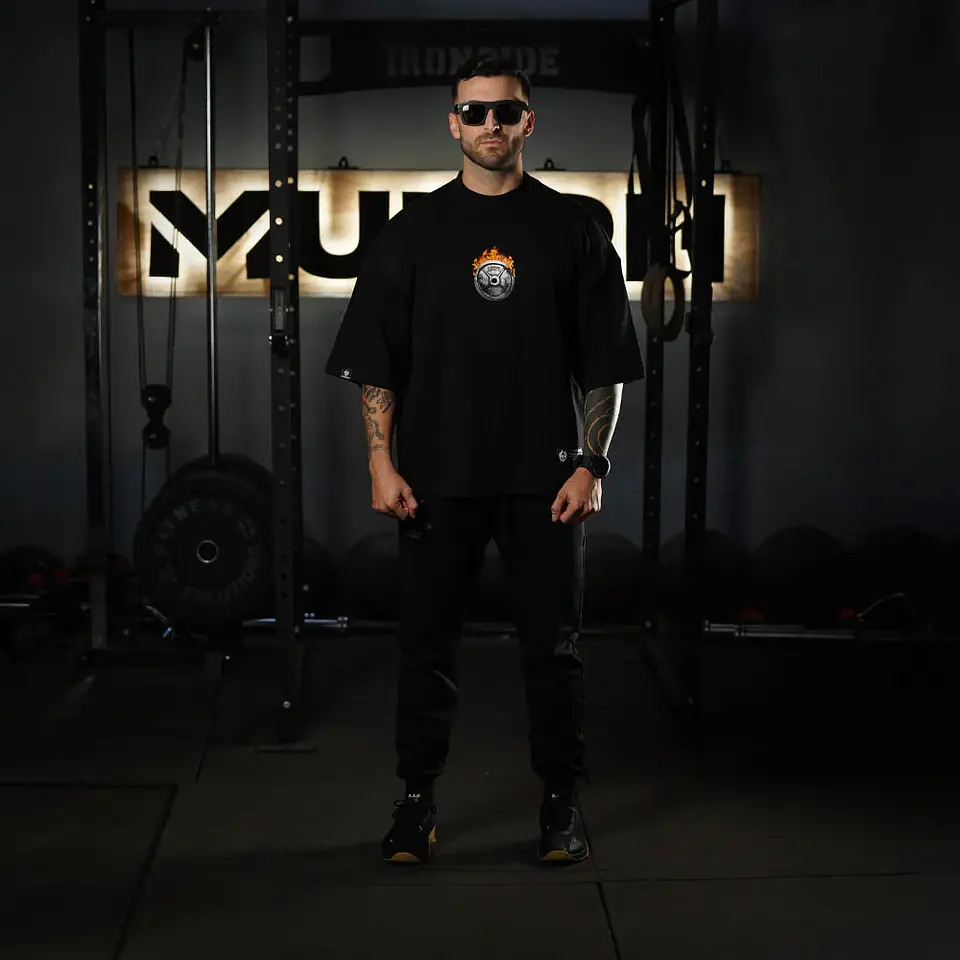 Remera Oversize ICON BORN IN FIRE - Negro 6