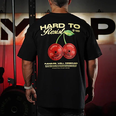 Remera Oversize HARD TO RESIST - Negro