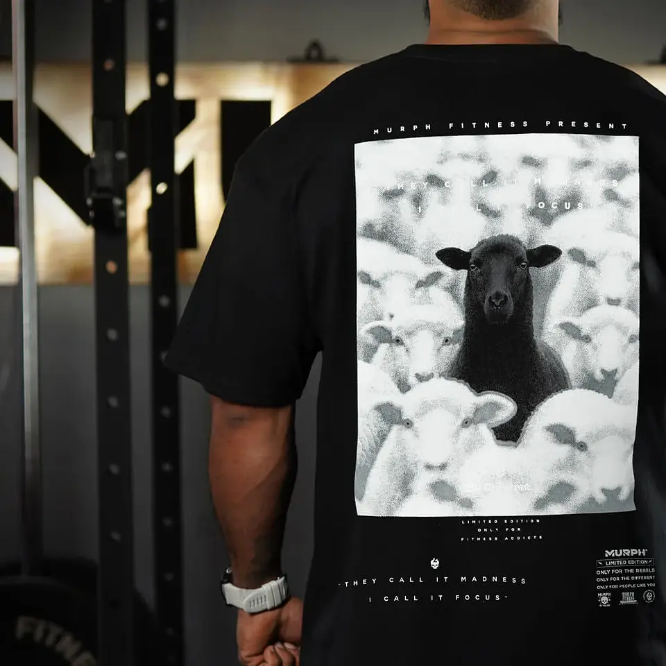 Remera Oversize OVEJA NEGRA - Negro 3