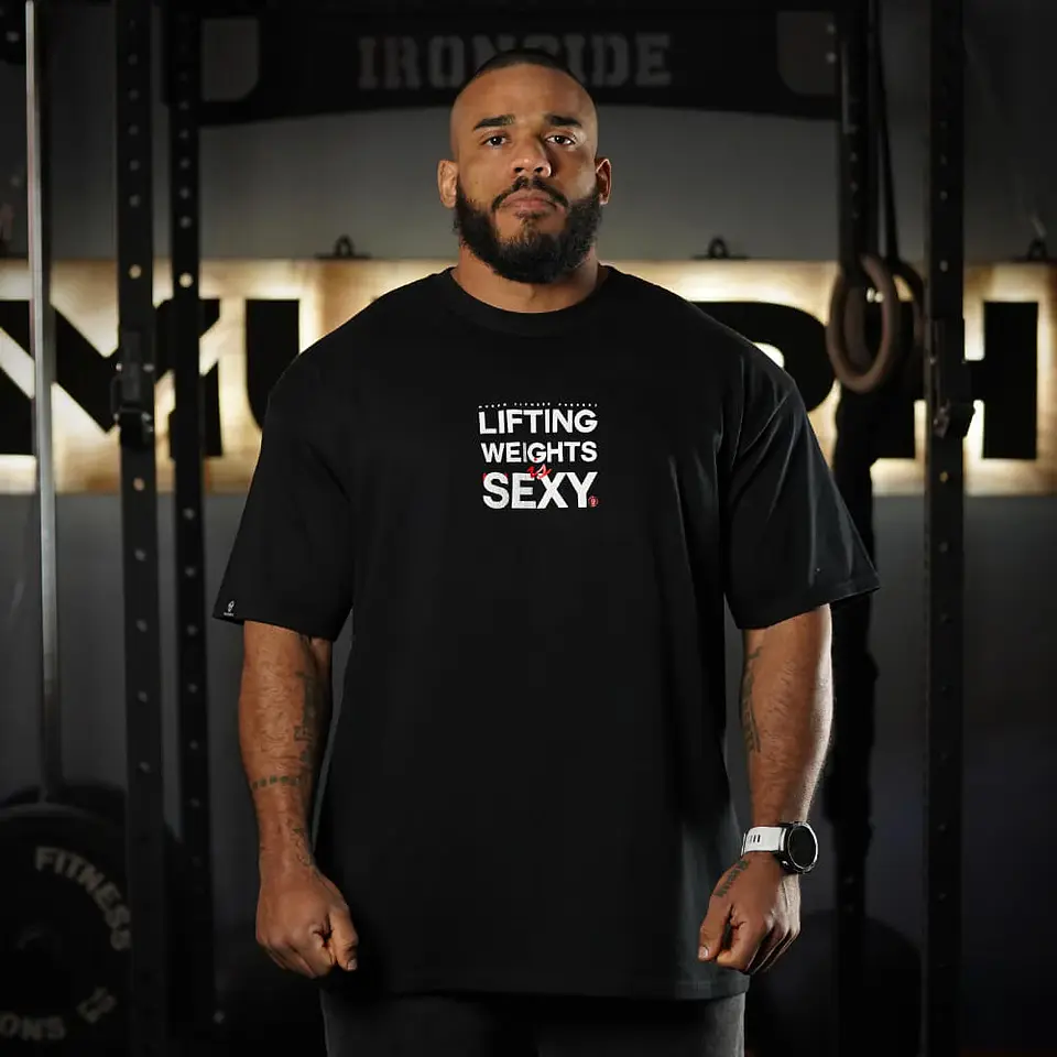 Remera Oversize Lifting Weights Is SEXY - Negro 2