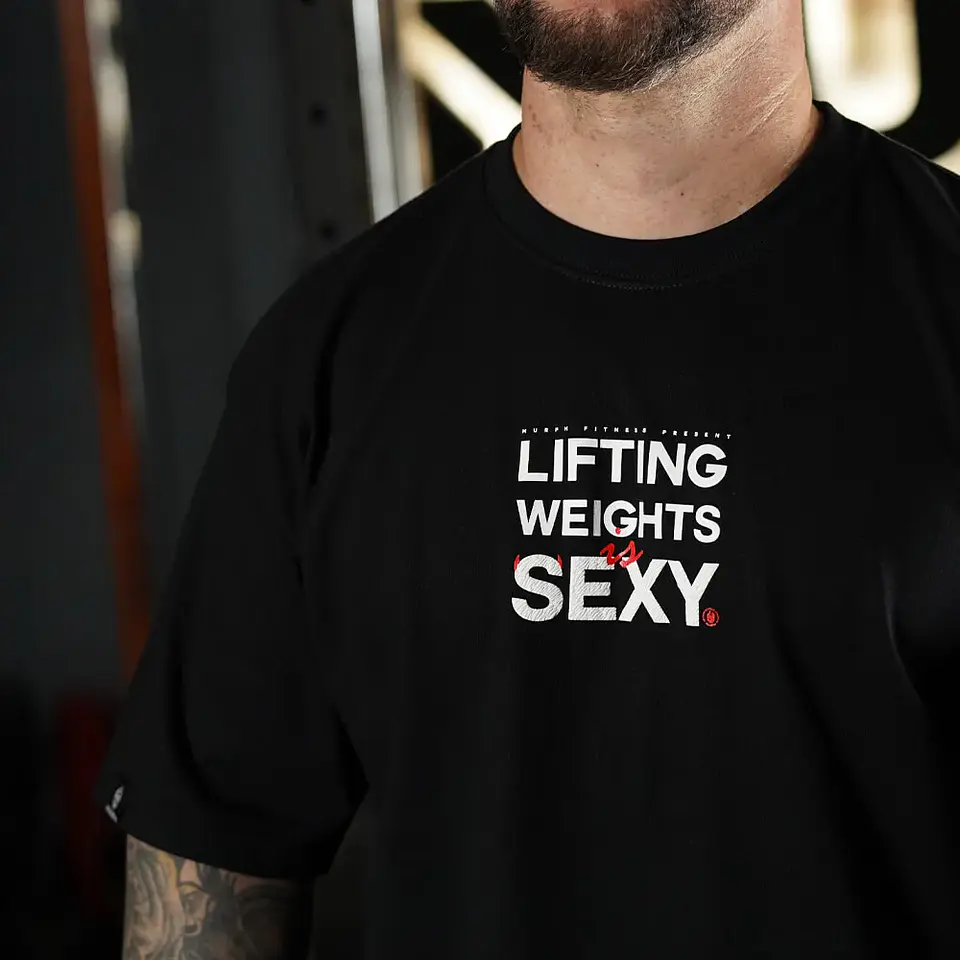 Remera Oversize Lifting Weights Is SEXY - Negro 4