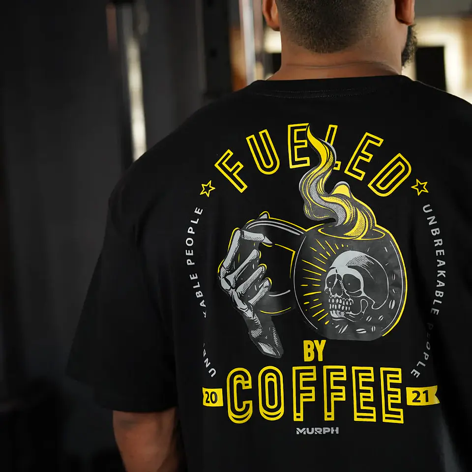 Remera Oversize Fueled By Coffee - Negro 3