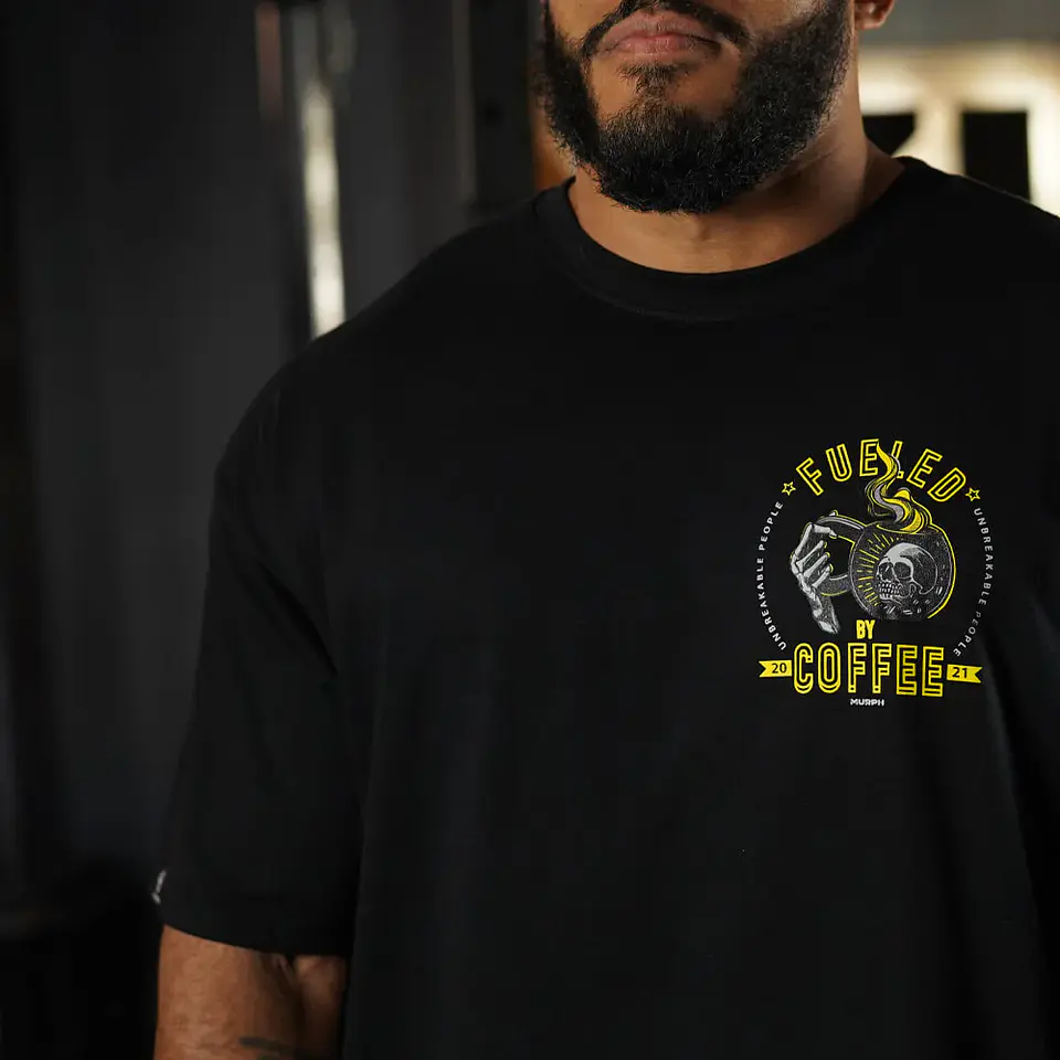 Remera Oversize Fueled By Coffee - Negro 4