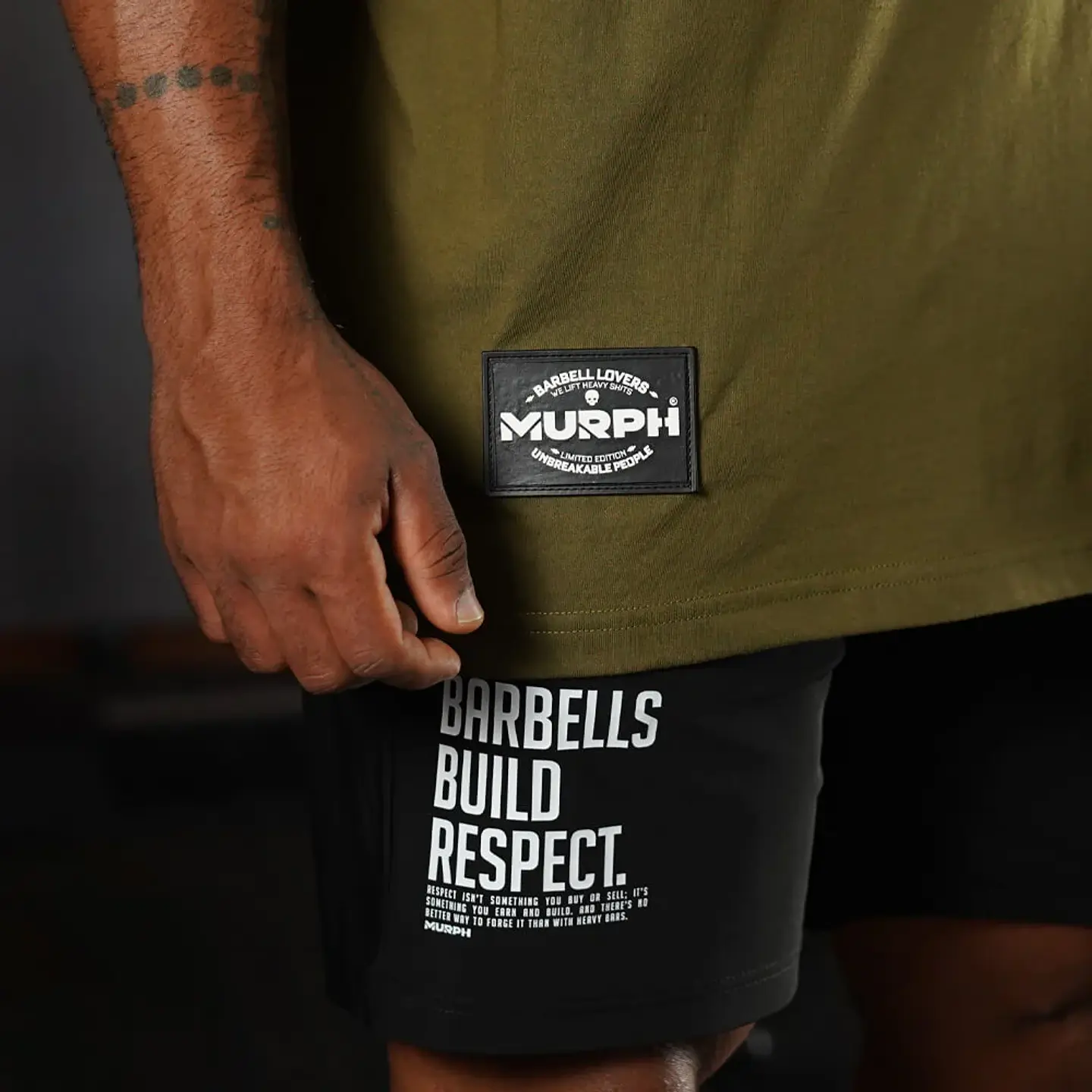 Remera Oversize Premium Lifting Dept - Tactical Green 3