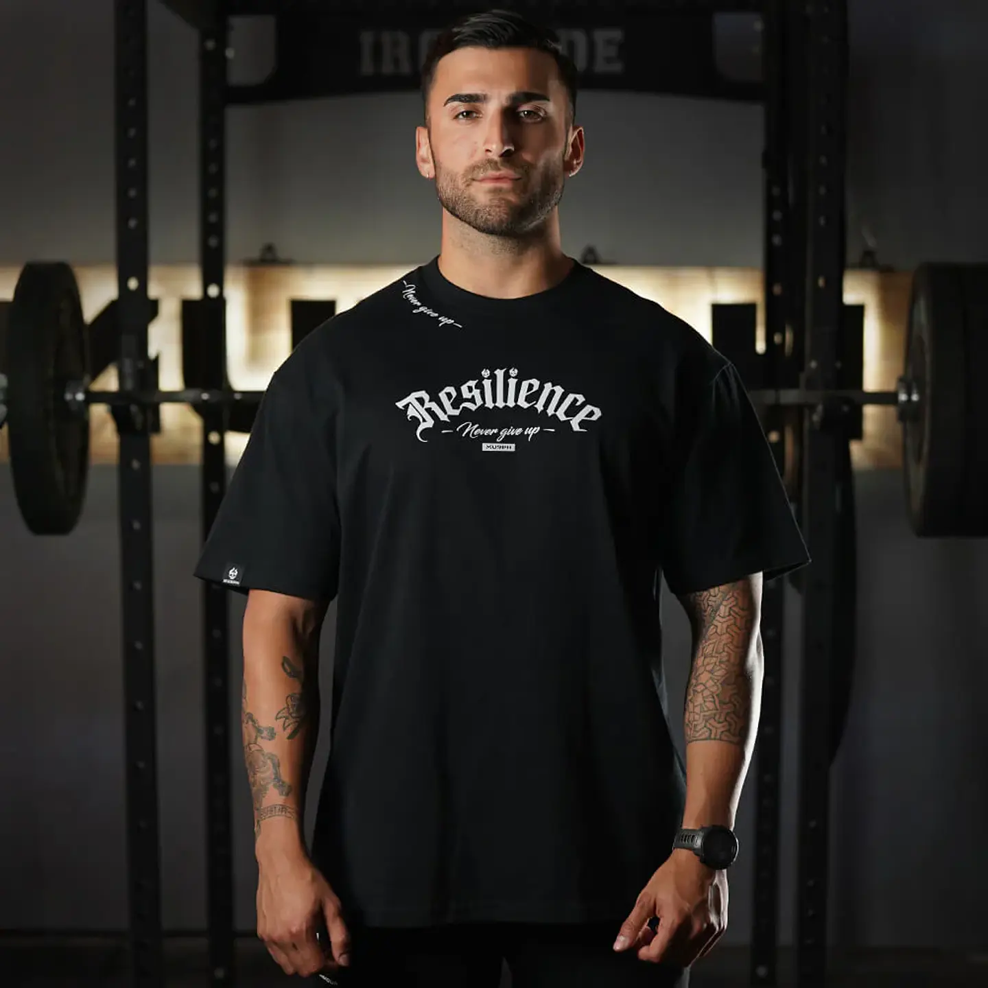 Remera Oversize Premium Resilience - Negro 1