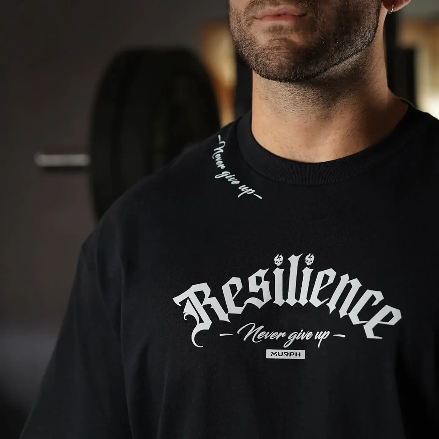 Remera Oversize Premium Resilience - Negro 3