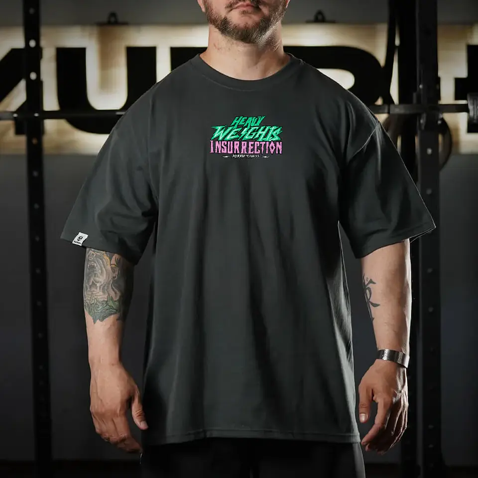 Remera Oversize Insurrection - Gris Charcoal 2