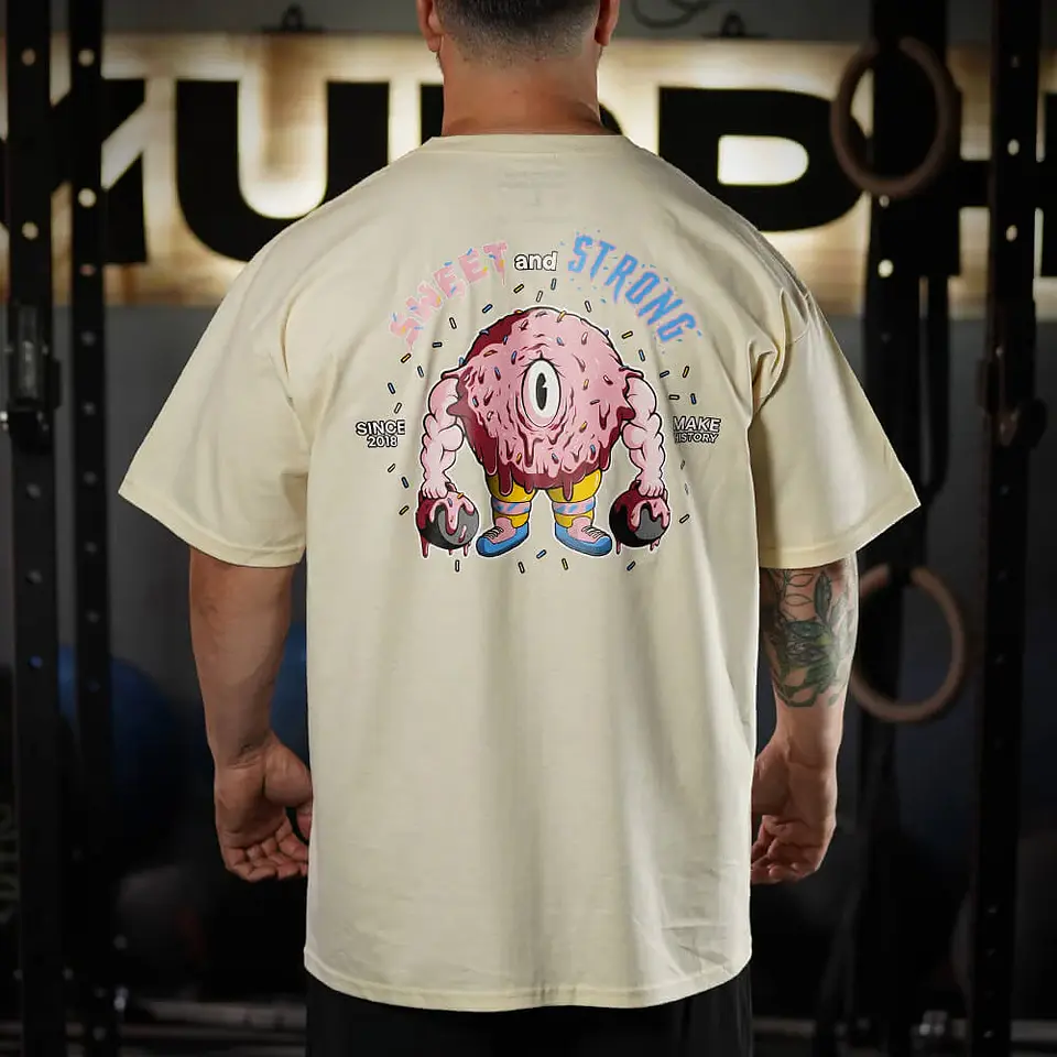Remera Oversize Sweet and Strong - Sweet Cream 1