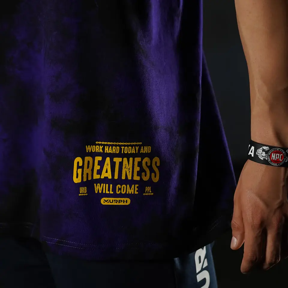 Remera Oversize Greatness - Purple storm 3