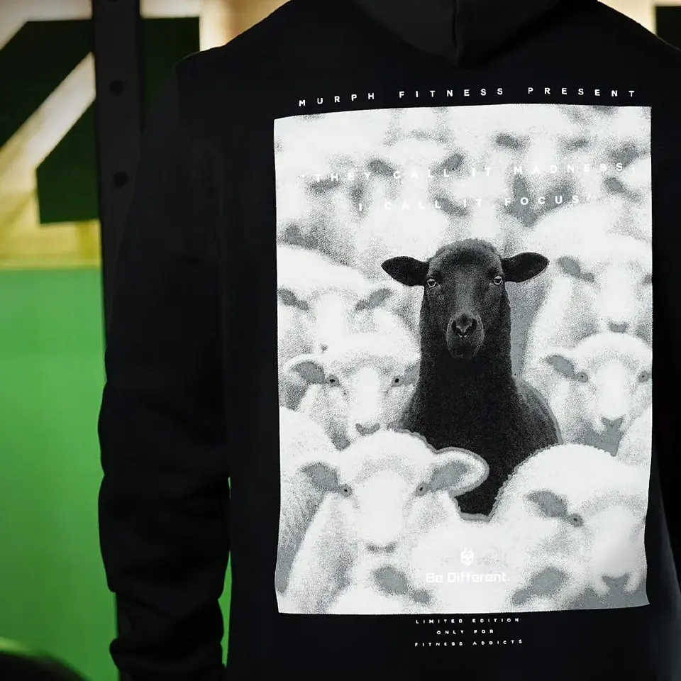 Buzo Canguro OVEJA NEGRA - Black 4