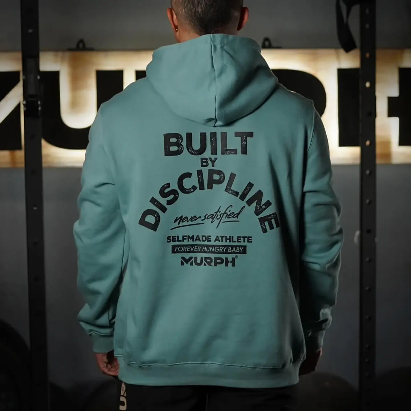 Buzo Canguro BUILT BY DISCIPLINE - Dessert Gray 1