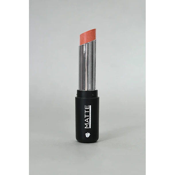 Labial Lipstick Dolce bella Tono Jungle  1
