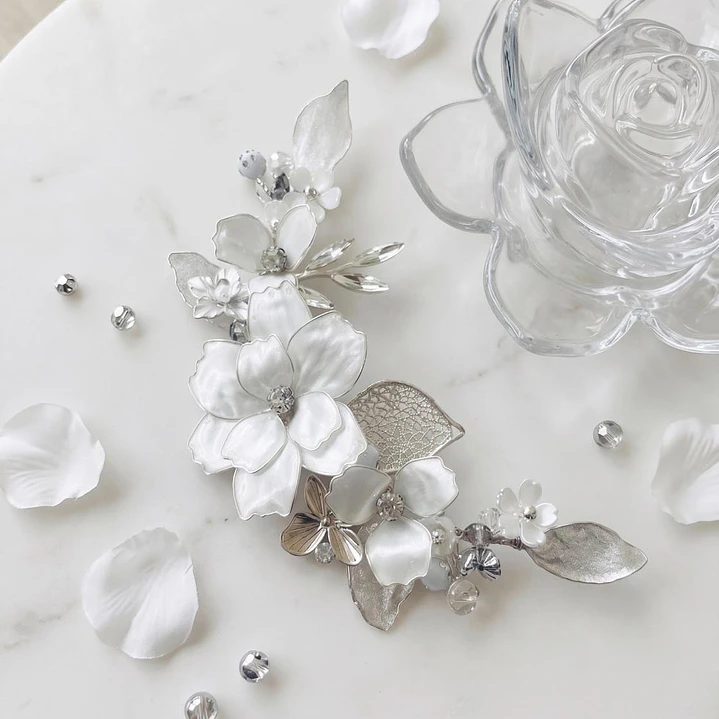 Tocado Nina con Flores Cristalizadas 2