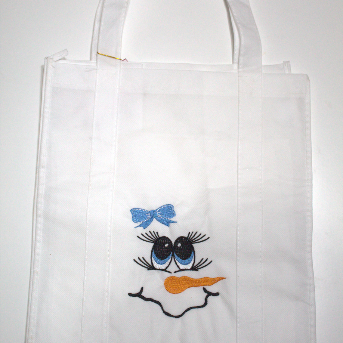 Saco TNT bordado Boneco de neve 2