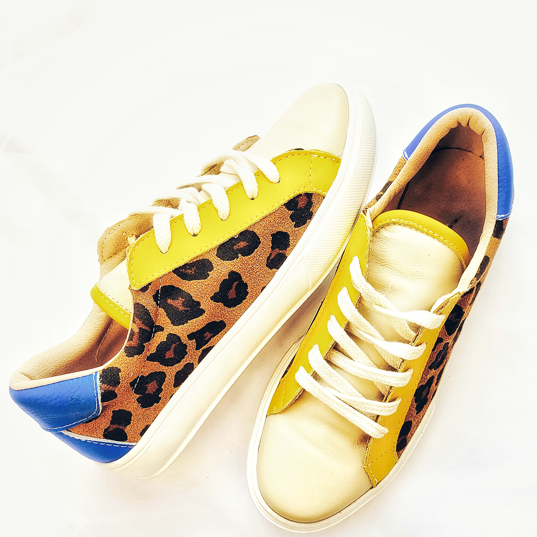 JULIE PRINT OUTLET 1