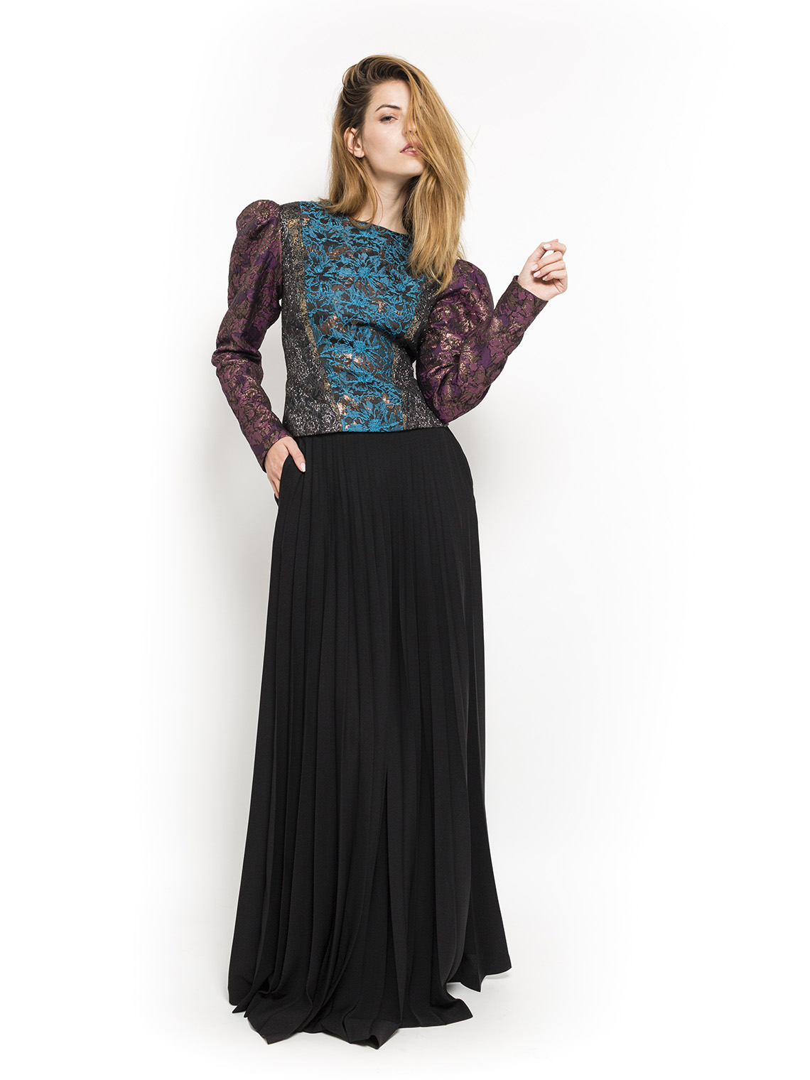 Pleated Long Skirt