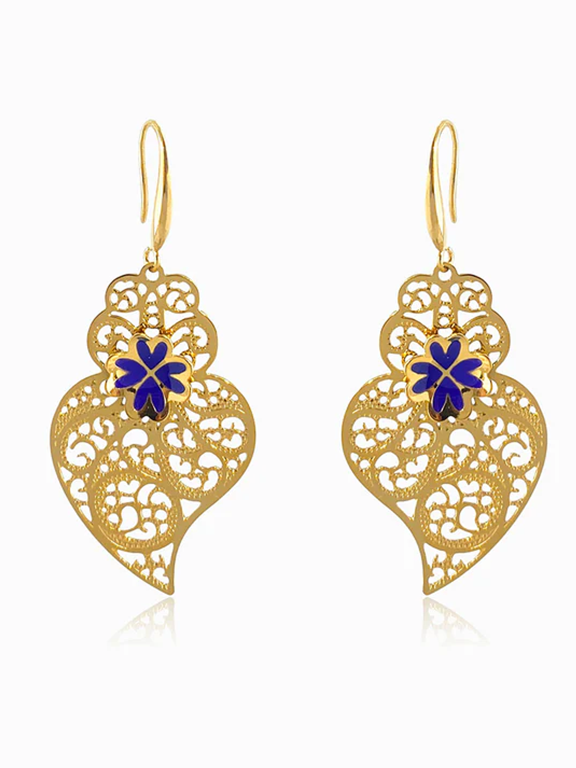 Brincos Coração de Viana 55x23mm  - aço inoxidável - Dourado 1