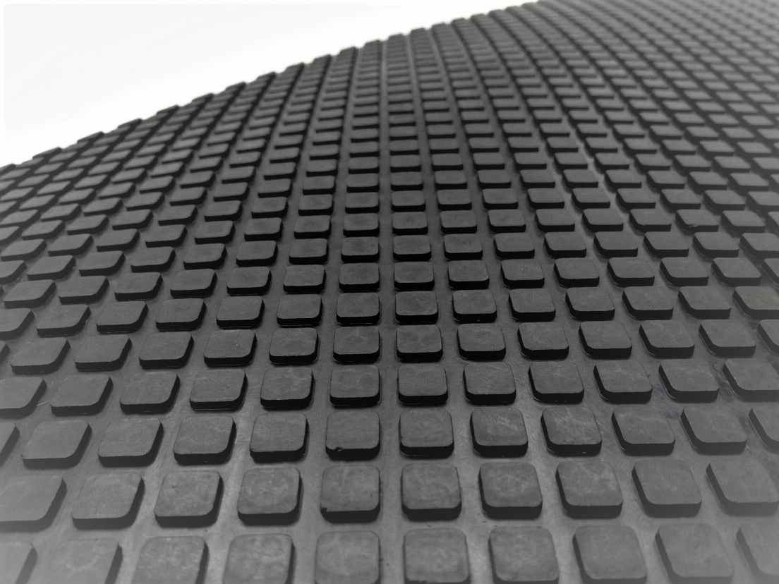 Piso para Establos Botones en medida 1830 x 1220 x 12 mm