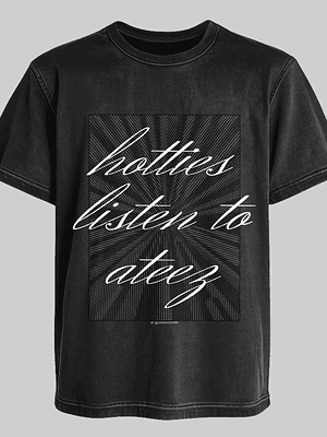 Polera Diseño Atiny (b/n) - ATEEZ