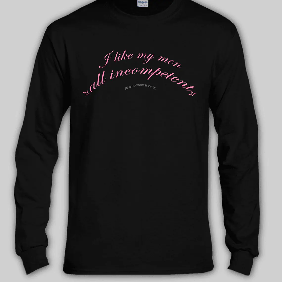 Polera Iconic Lines - Sabrina Carpenter v.1 (Manchild) 4
