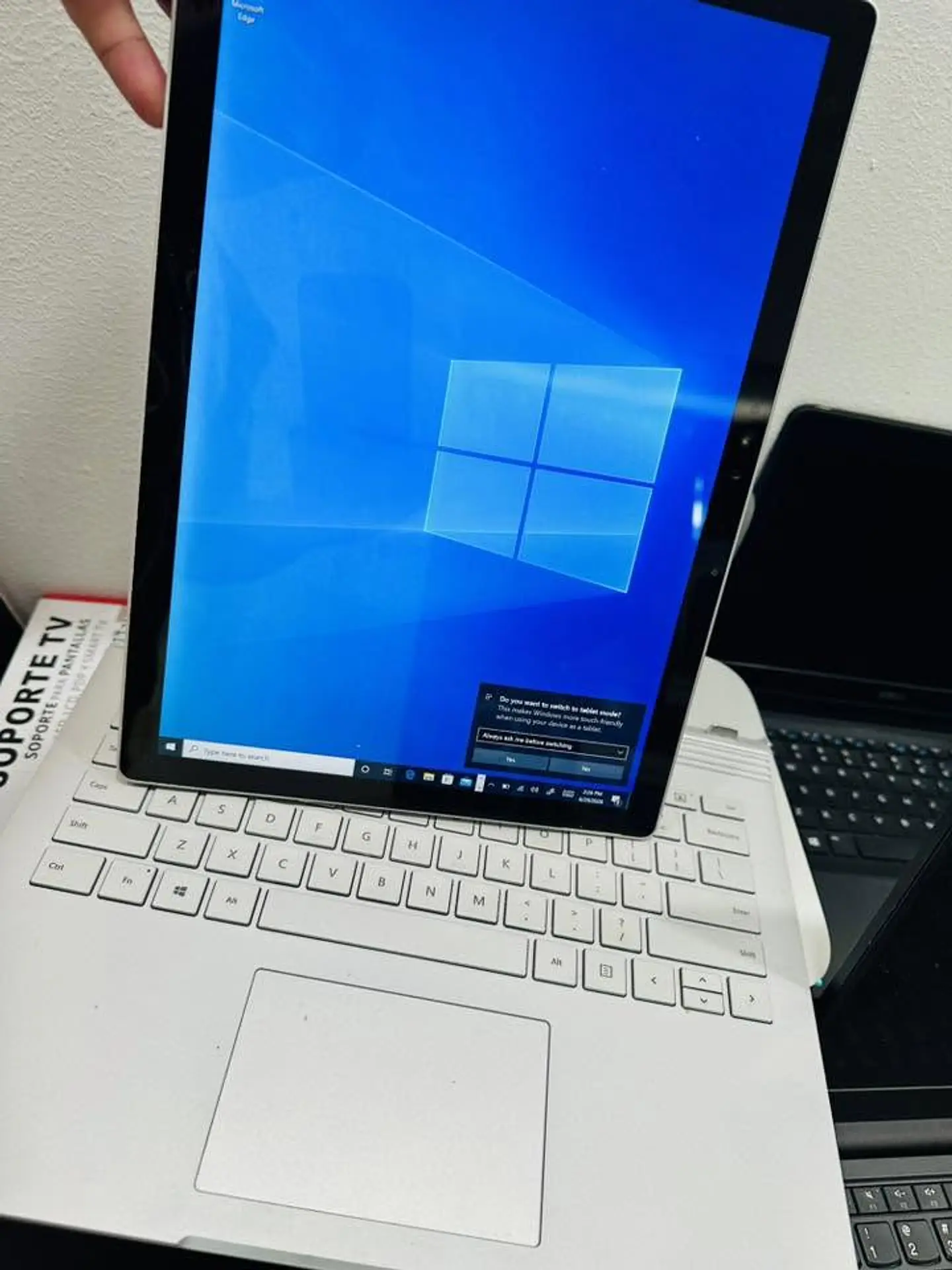 Microsoft Surface Book 7