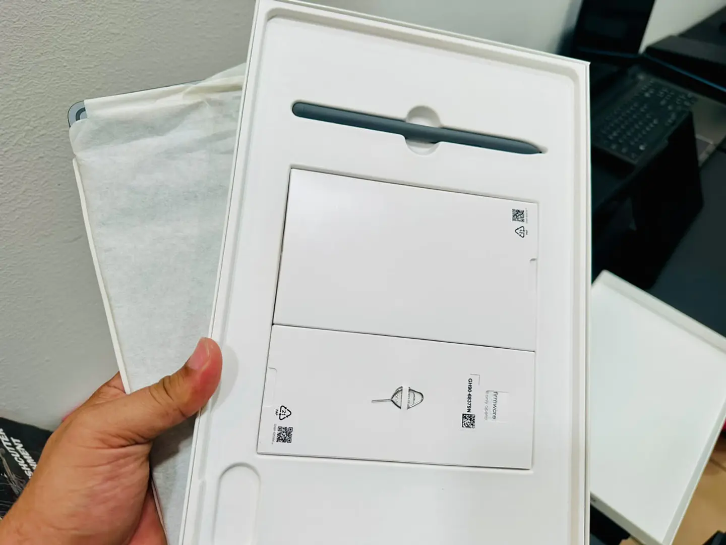 Samsung Galaxy Tab S9 FE+ 2