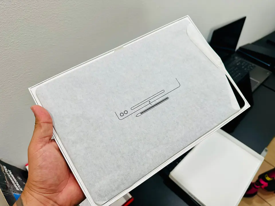 Samsung Galaxy Tab S9 FE+ 4