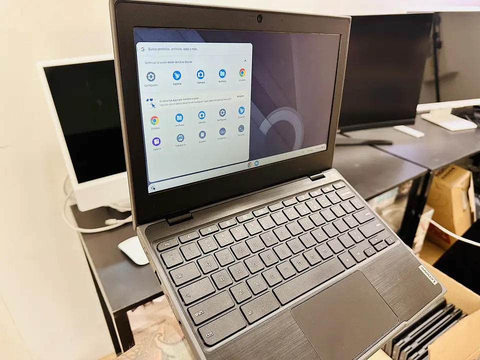 Laptop Chromebook con ChromeOS 2