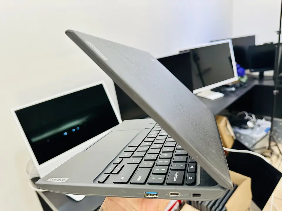 Laptop Chromebook con ChromeOS 4