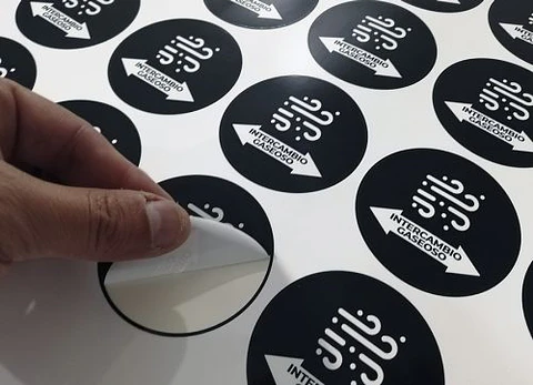 Stickers en Adhesivo Troquelado por m²
