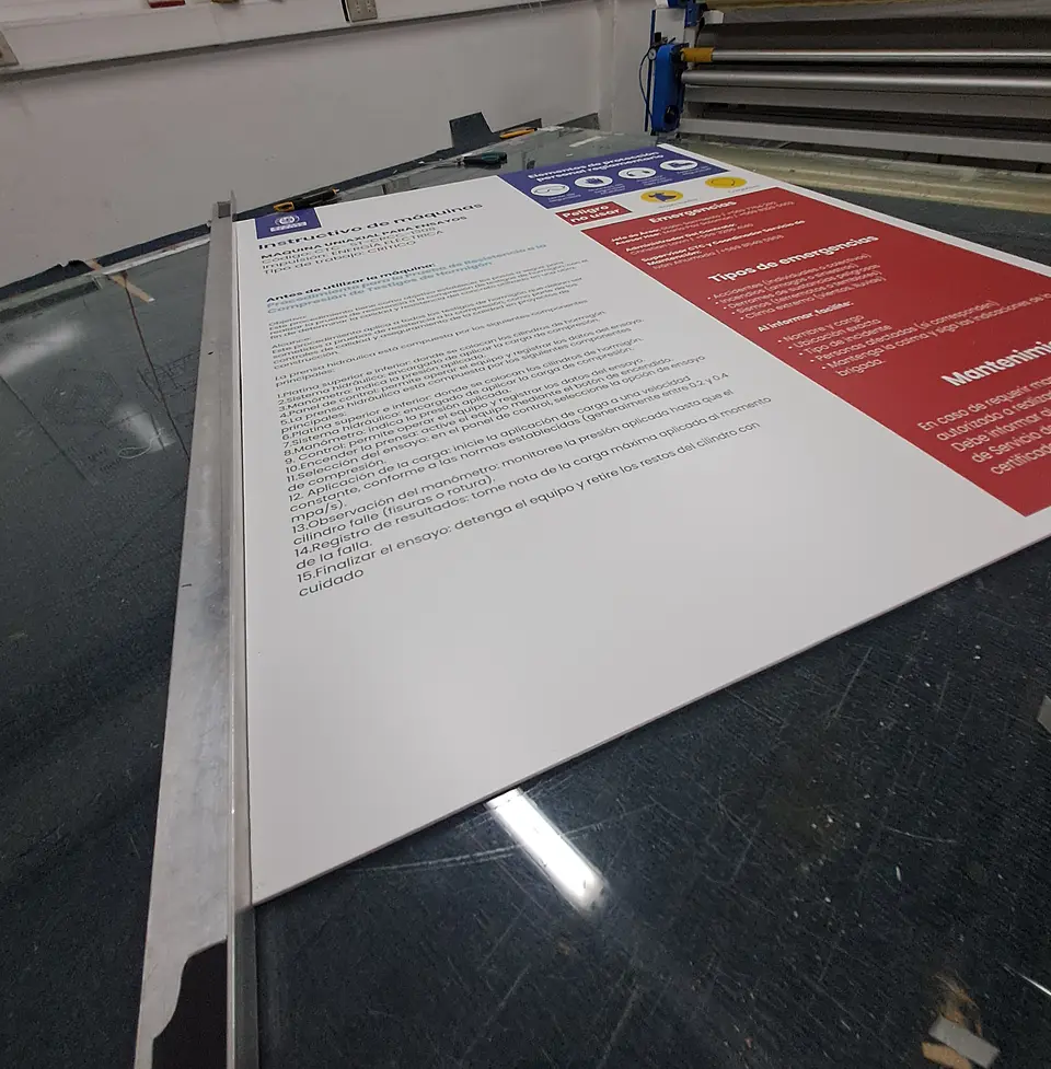 Adhesivo Laminado Opaco Emplacado en Trovicel de 3mm, 5mm o 10mm a 4/0 Color (Sintra) 2