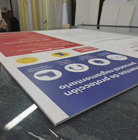 Adhesivo Laminado Opaco Emplacado en Trovicel de 3mm, 5mm o 10mm a 4/0 Color (Sintra)
