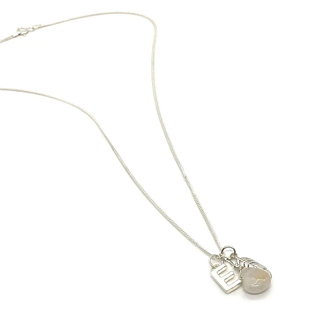Collar Inicial + Pluma + Cuarzo Rosado