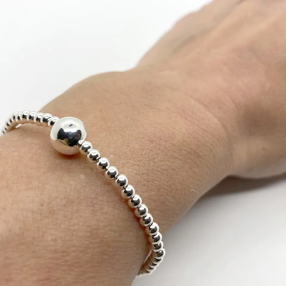 Pulsera Pelotitas 3