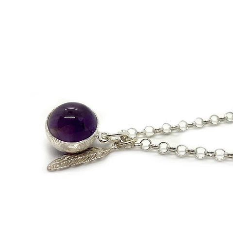 Collar Esfera Amatista Pluma