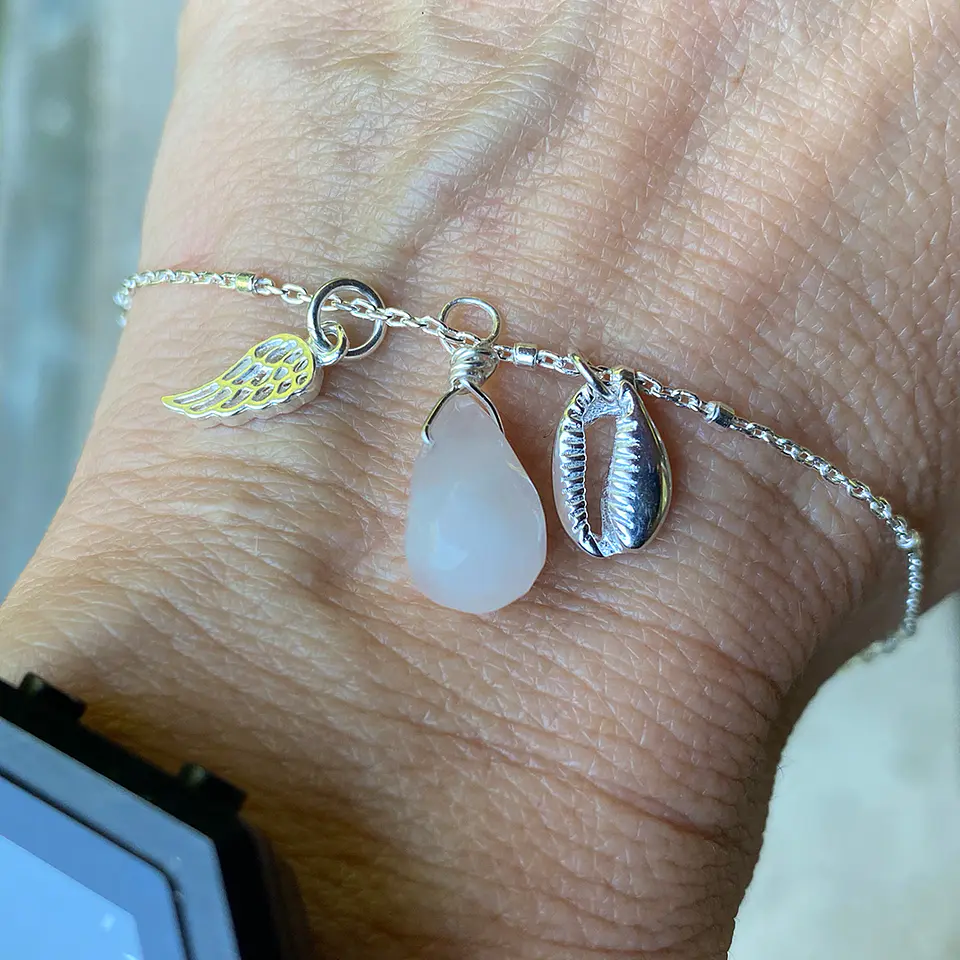 Pulsera Colgantes + Piedra (Elige entre: jade verde, cuarzo rosado o cuarzo cristal) 3