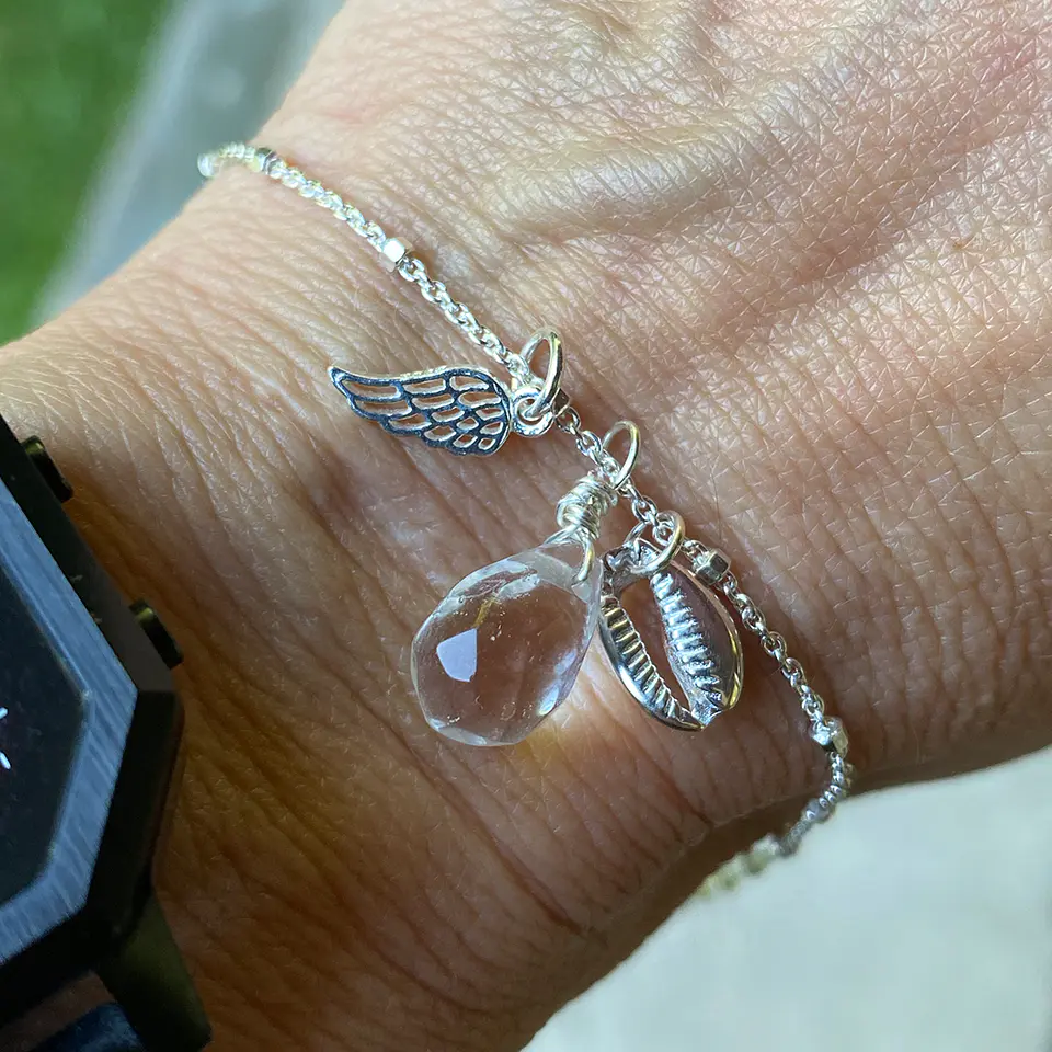 Pulsera Colgantes + Piedra (Elige entre: jade verde, cuarzo rosado o cuarzo cristal) 4