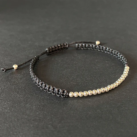 Pulsera Macramé Bolitas