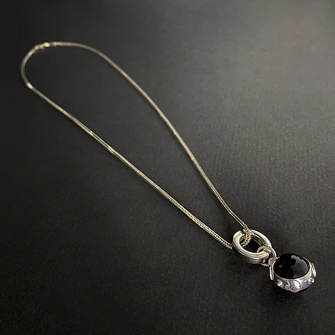 Collar Argolla Esfera Ónix