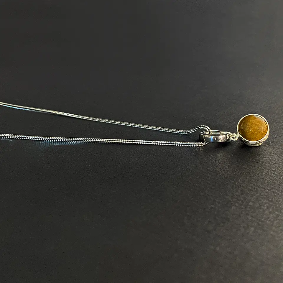 Collar Argolla Esfera Ojo de Tigre 1