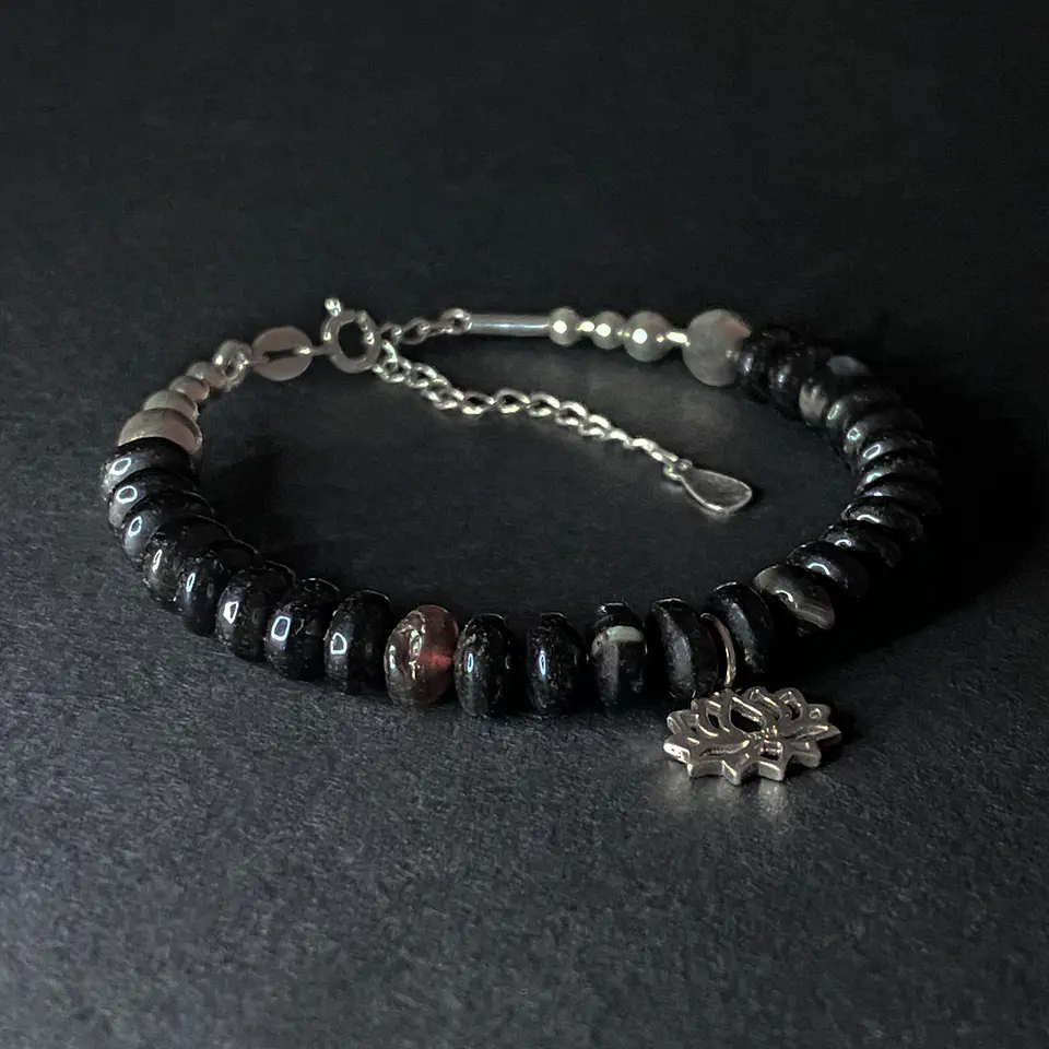 Pulsera Ágata Negra Loto 1