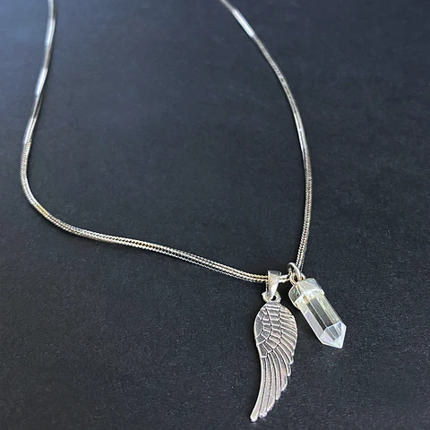 Collar Ala Punta Cuarzo