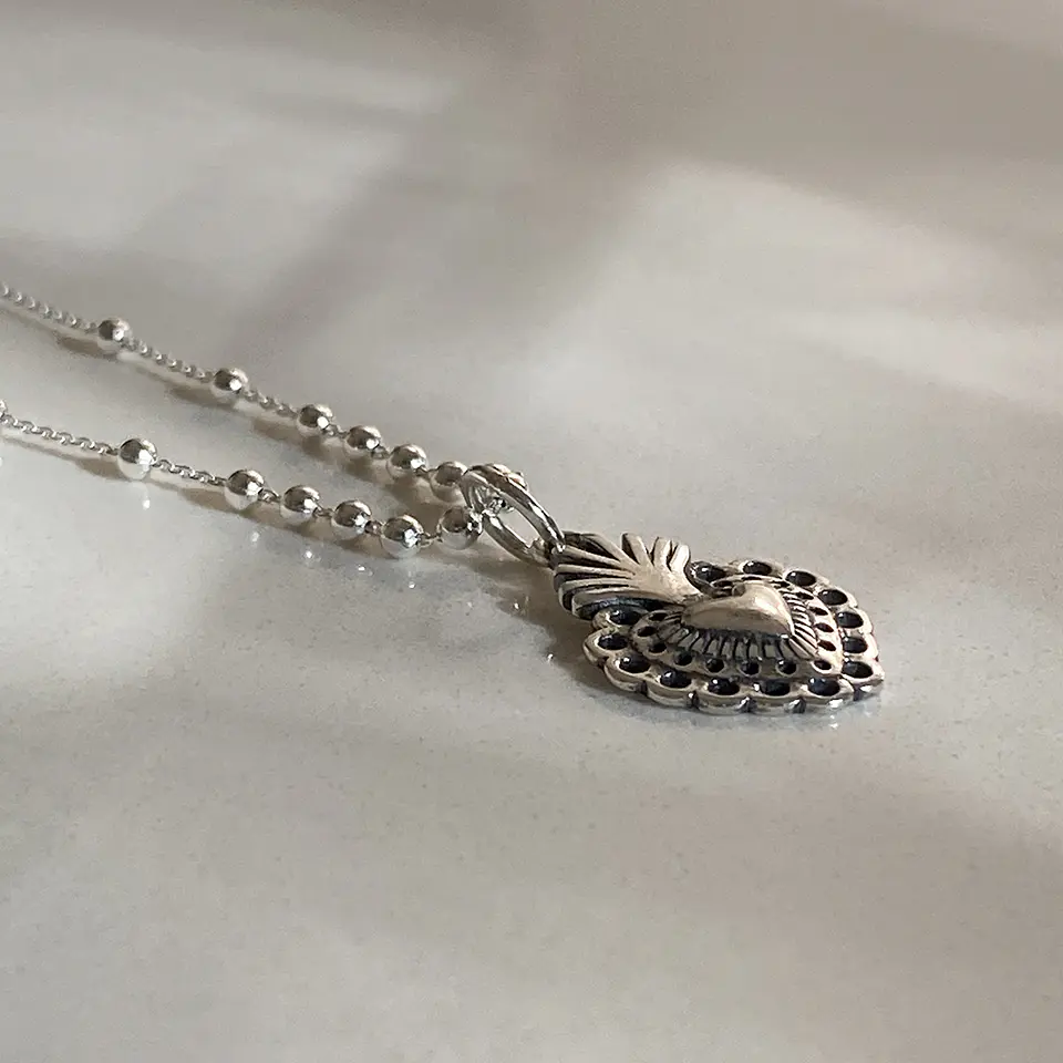 Collar Bolitas Corazón 2