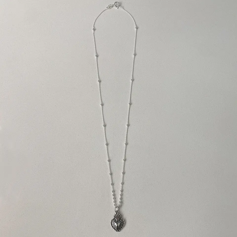 Collar Bolitas Corazón 5