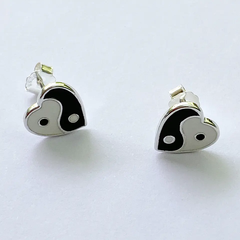 Aros Mini Corazón Yin Yang 3
