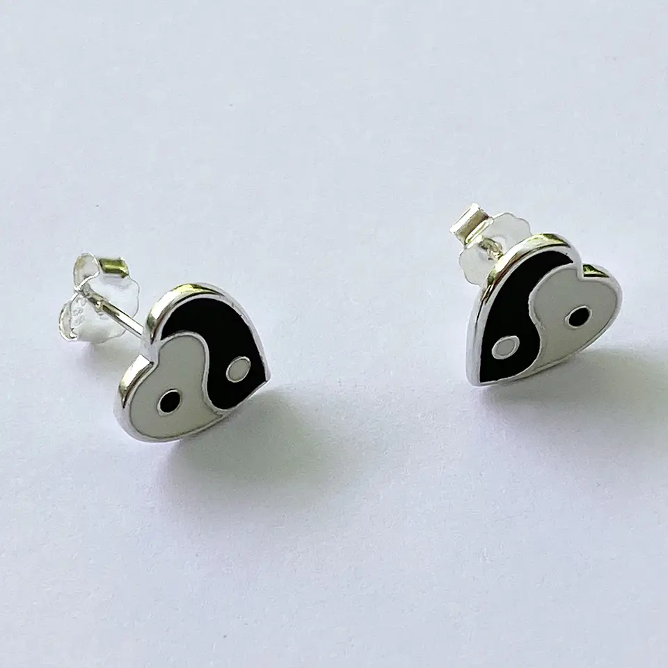 Aros Mini Corazón Yin Yang 4