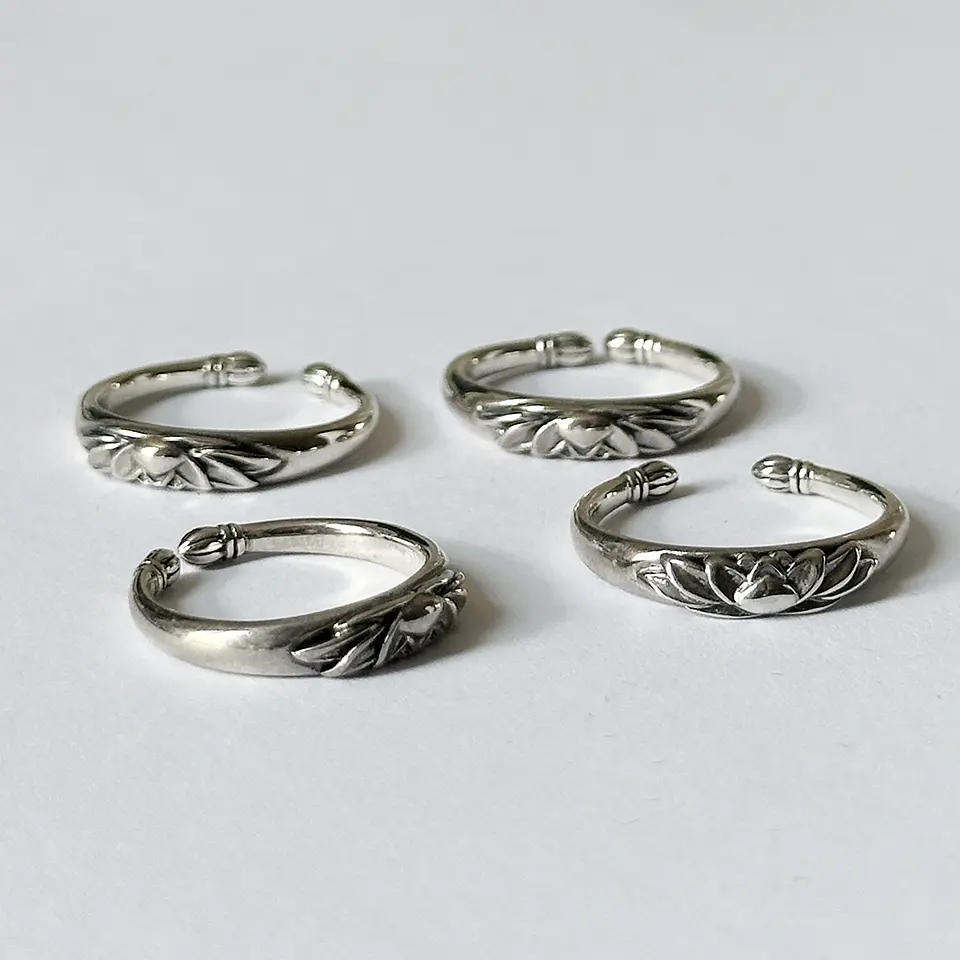 Anillo Lotus 2
