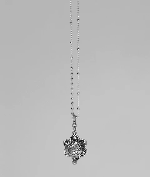 Collar Flor Símbolos Budistas