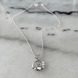 Collar Abrazo Corazón